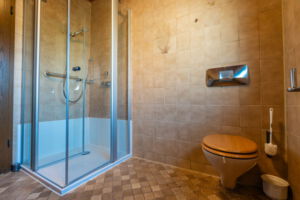 Badezimmer EG