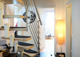 Flur mit Treppe