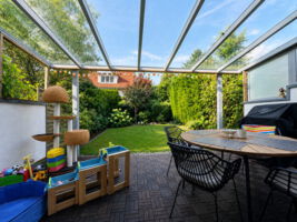 Terrasse und Garten